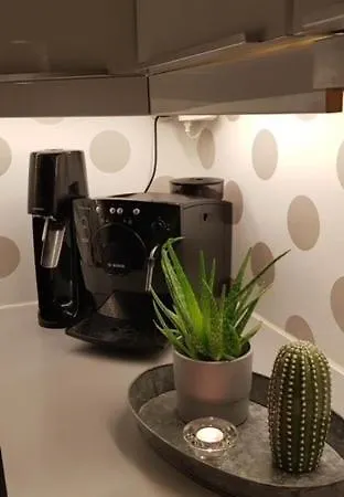 Sentralt 10 Minutt Med Buss Til Sentrum Appartamento *