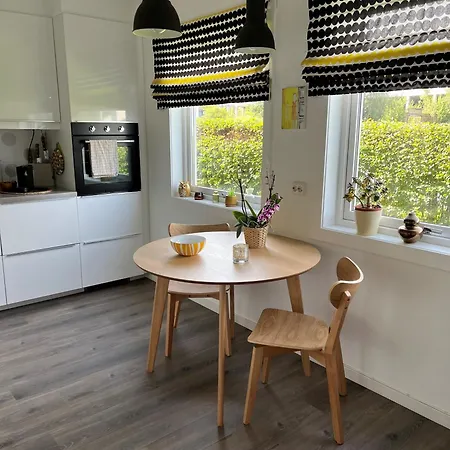 Apartman Sentralt 10 Minutt Med Buss Til Sentrum