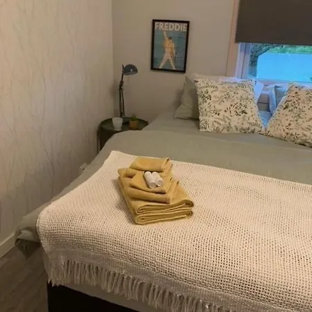 Sentralt 10 Minutt Med Buss Til Sentrum * トロンハイム